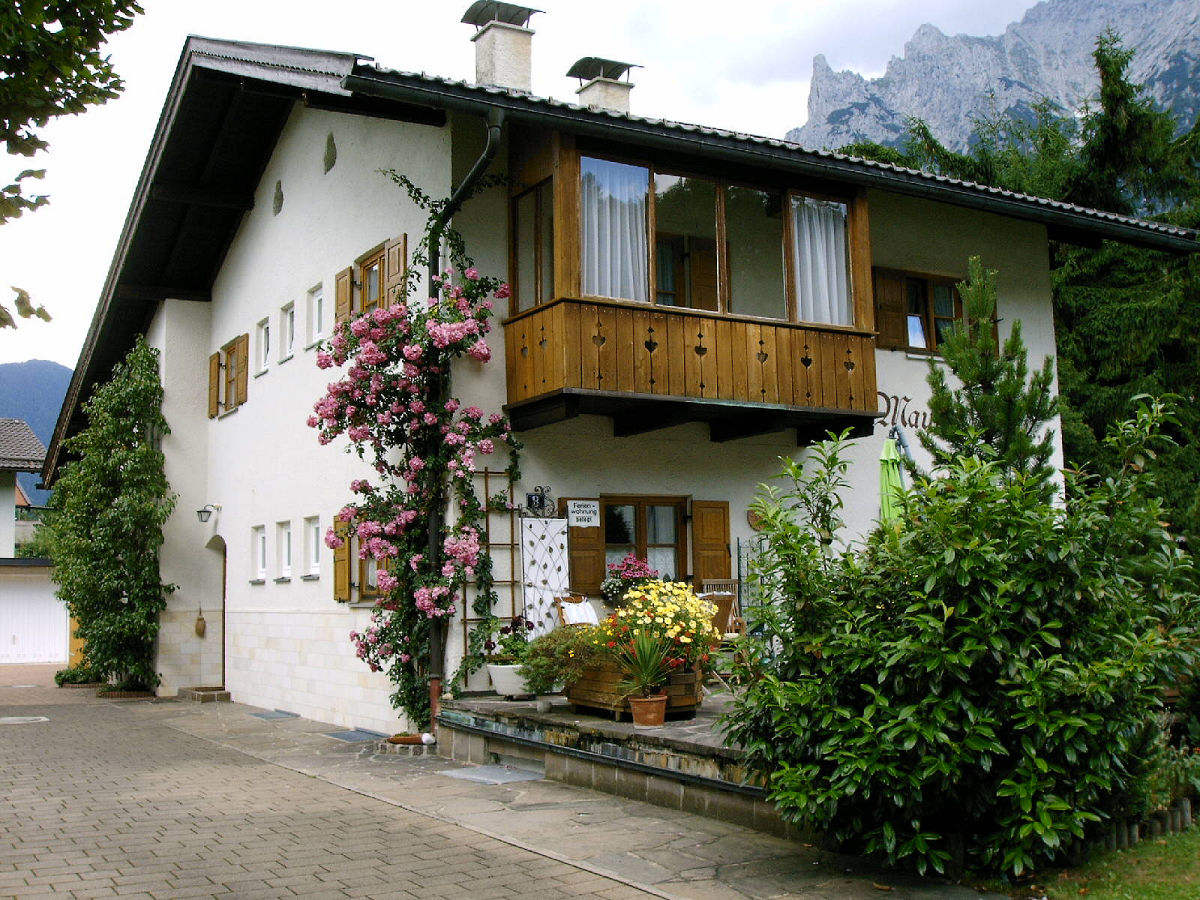 Ferienwohnung "Mayrs Hoam", Mittenwald, Frau Maria Mayr